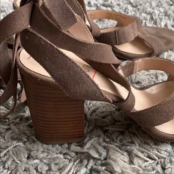 Sole Society Lyla Heel Sandals - Picture 3 of 8